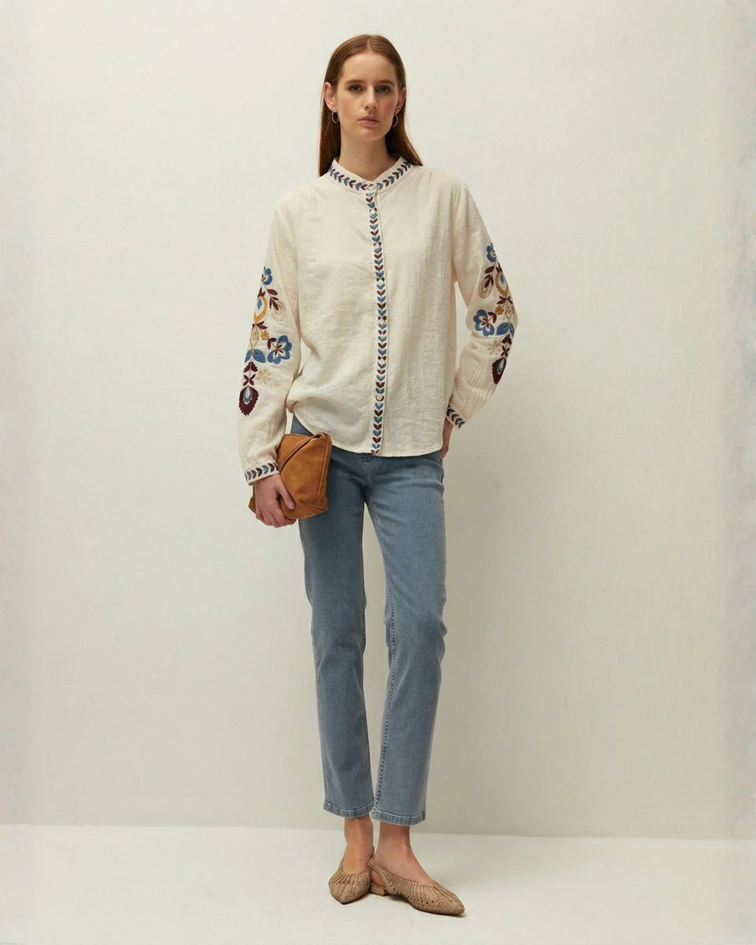 Camisa bordada cuello mao - Image 3