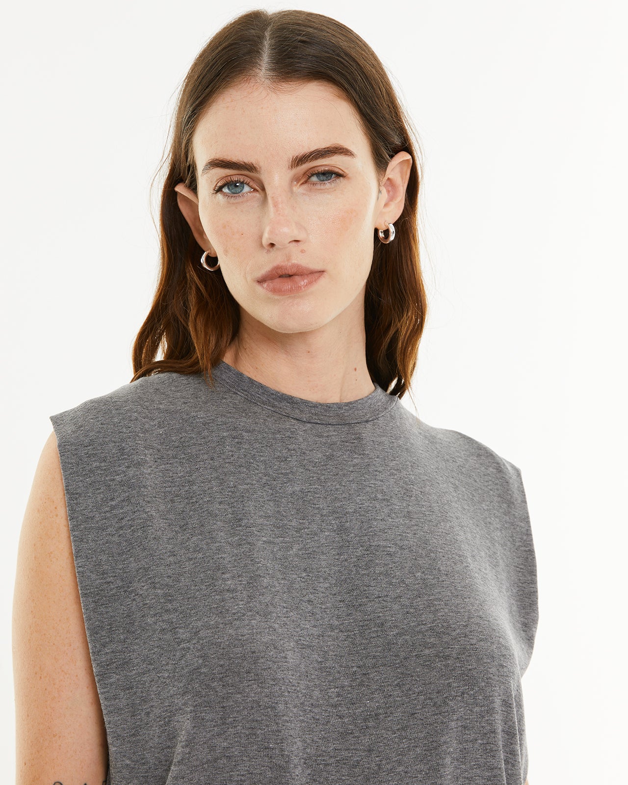 Camiseta gris vigoré - Image 4