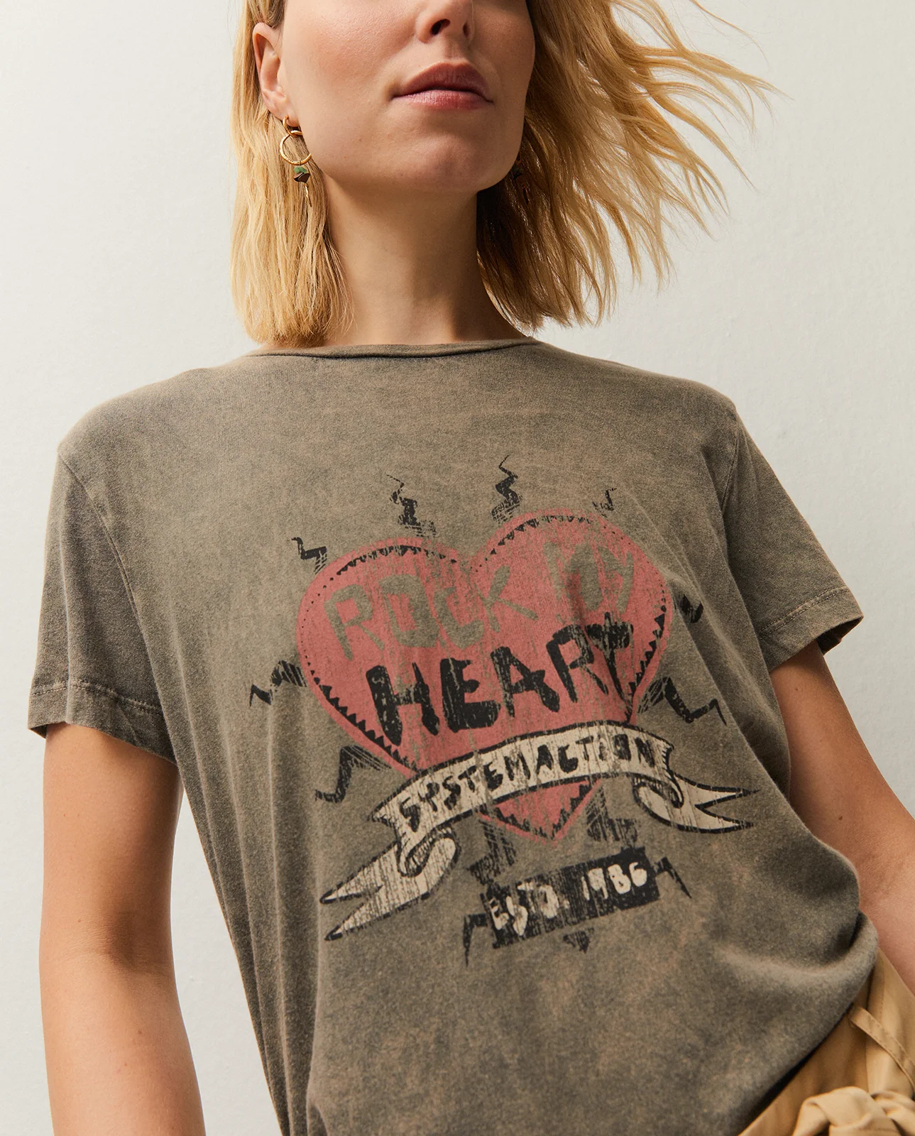 Camiseta print corazón - Image 4