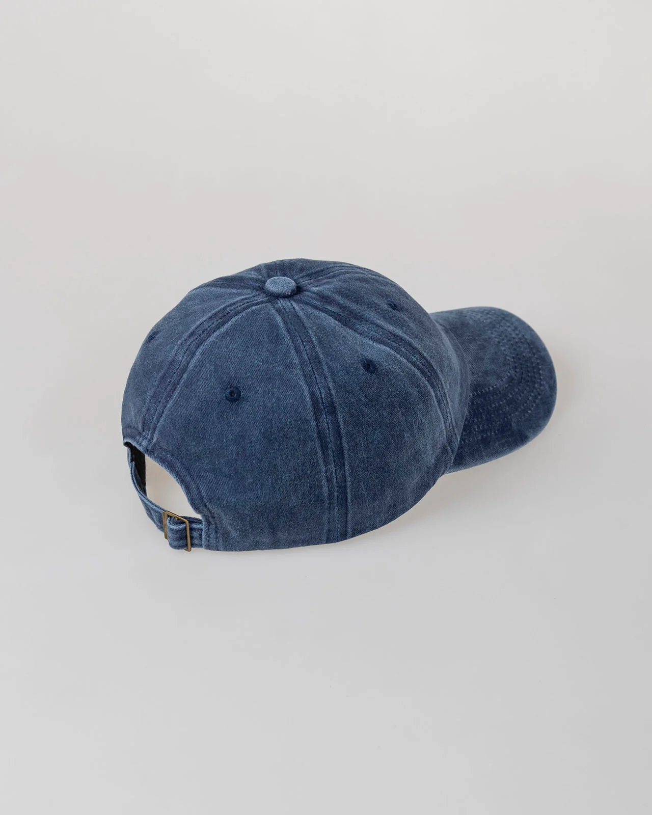 Gorra efecto tintura degastada - Image 5