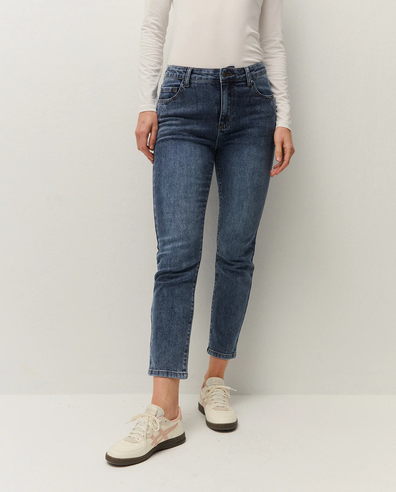 Pantalón denim básico - Image 3