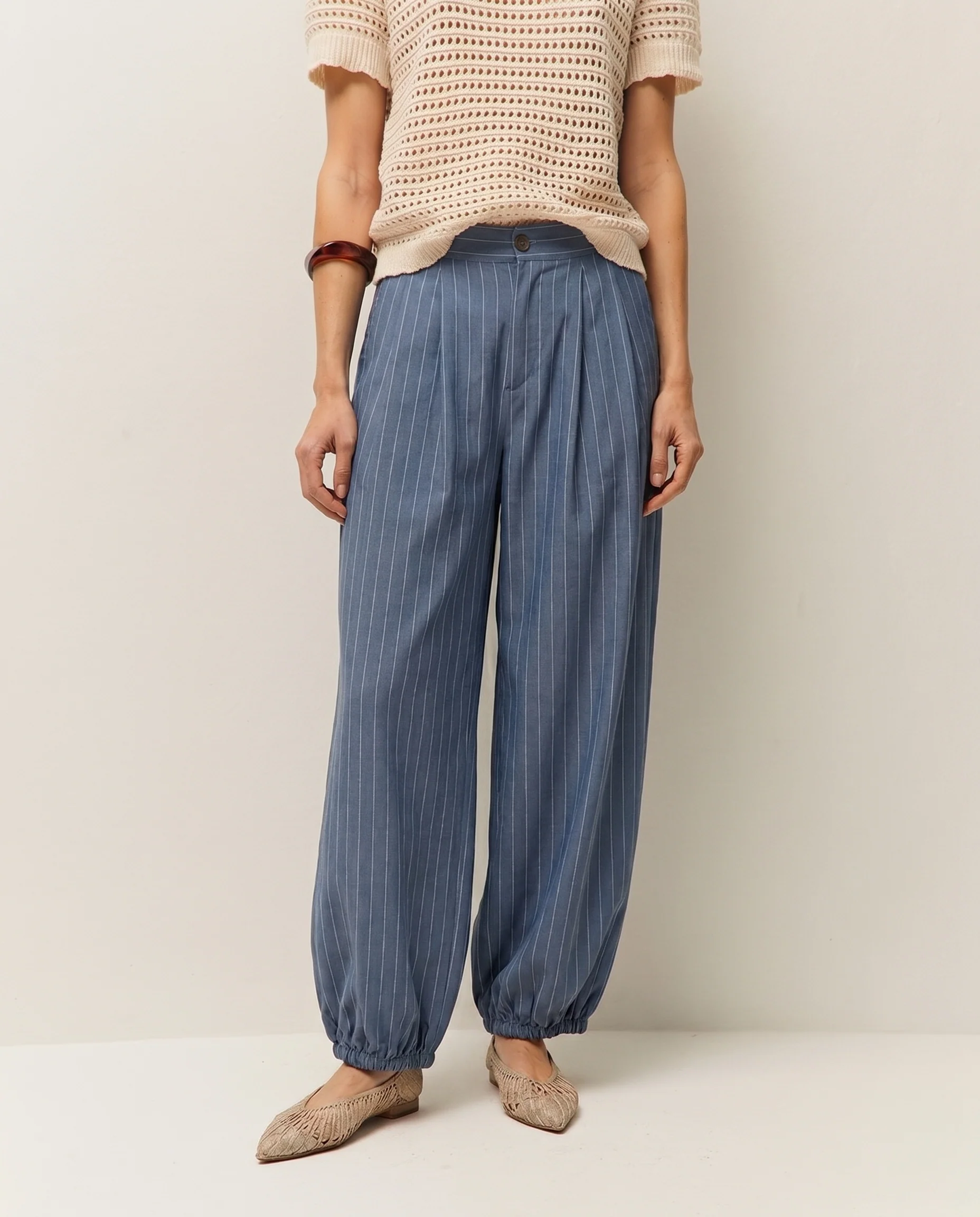 Pantalón fluido raya diplomática - Image 3