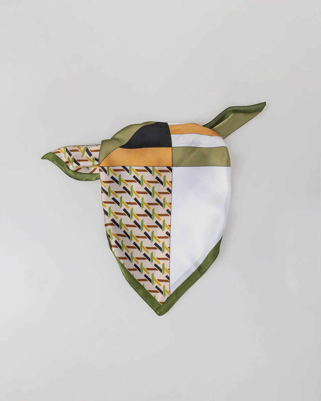 Pañuelo estampado geométrico - Image 4